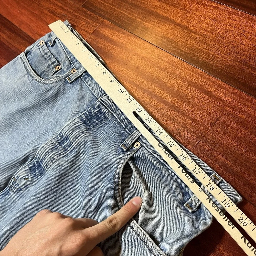 Vintage Levis Jeans Mens 38x32 Blue Y2K Faded Denim Pant 505 Straight Distressed